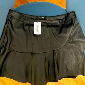 NWT- Do+Be black leather skort